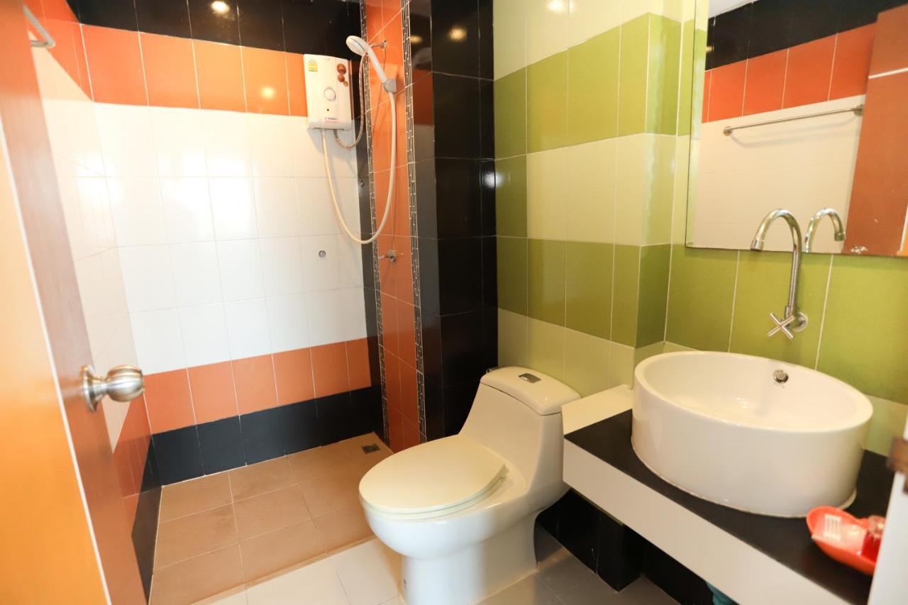 C Tower Hotel Szuratthani Kültér fotó