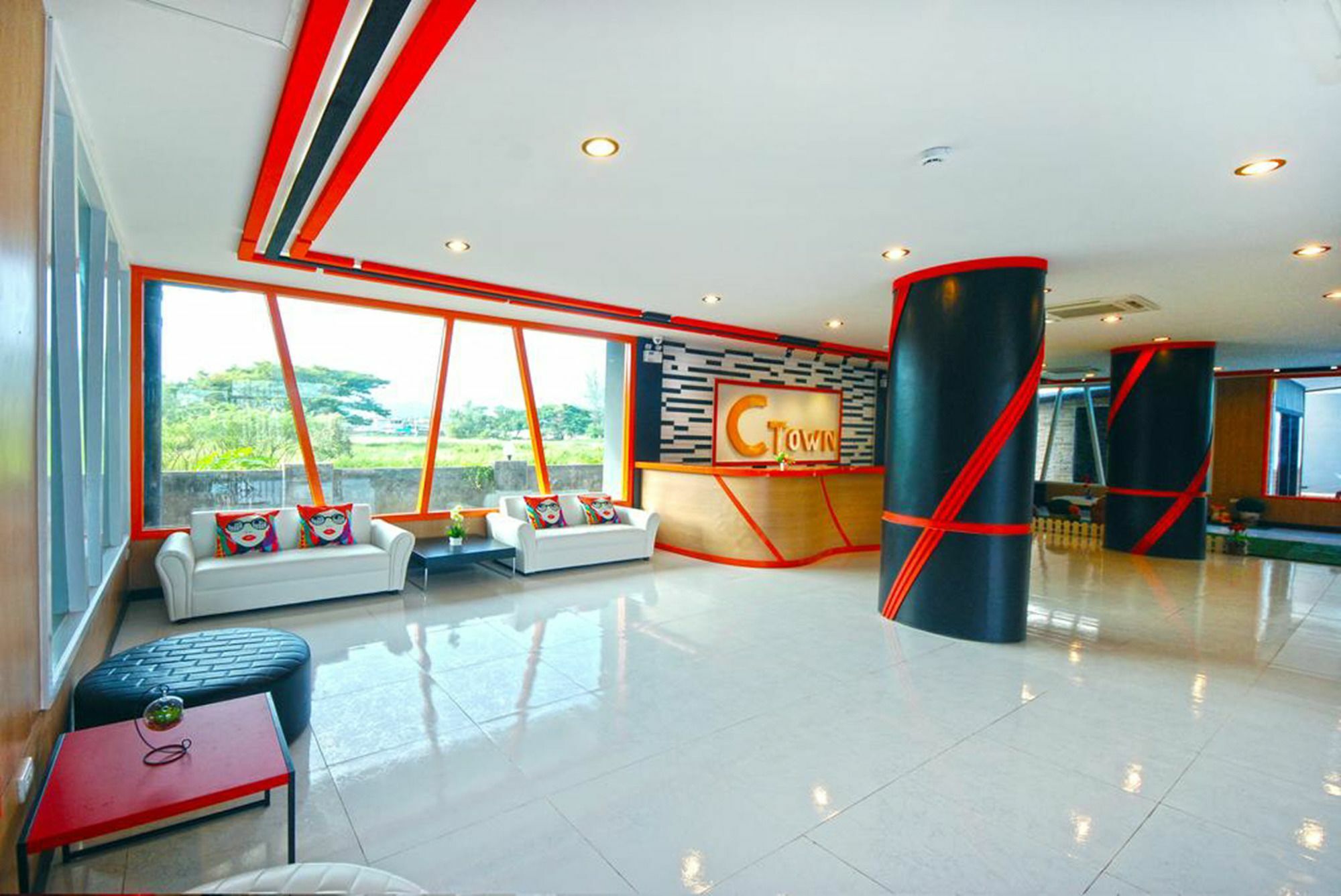 C Tower Hotel Szuratthani Kültér fotó